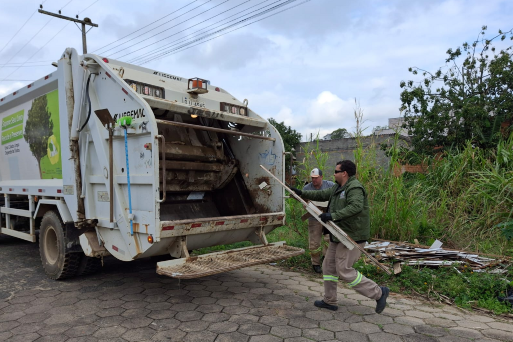 Cocal do Sul passa a ter coleta semanal de lixo volumoso às quintas
