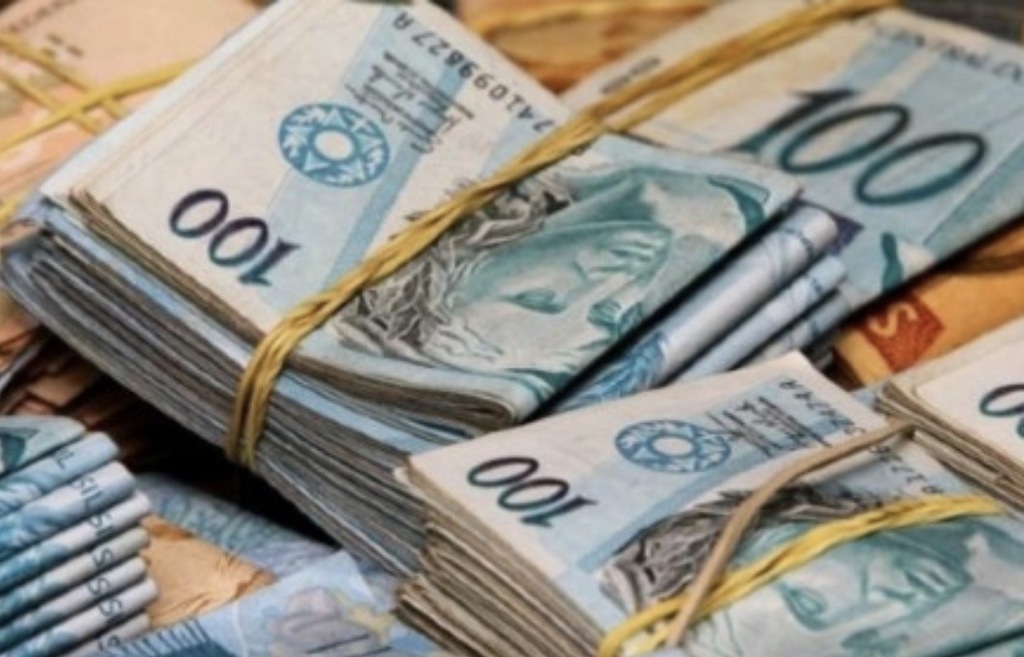 Câmara barra aumento de impostos. Retira de pauta a MP sobre tributação de investimentos